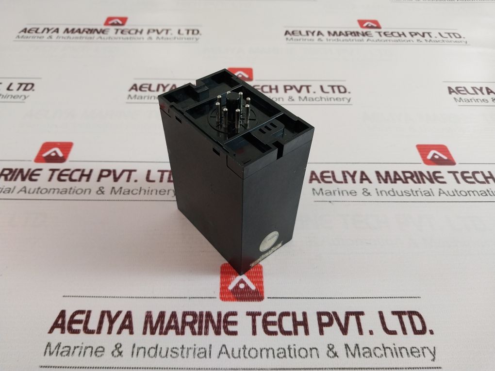 Toyo Keiki YH-266 Isolator