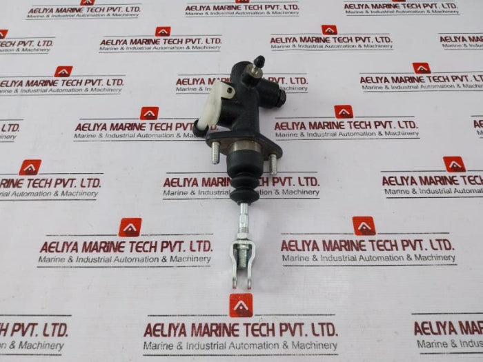 Toyota 4702-01 Master Cylinder