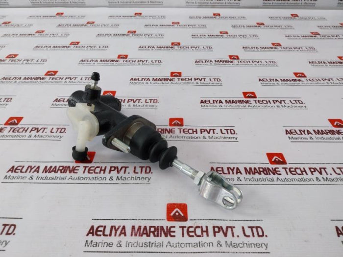 Toyota 4702-01 Master Cylinder