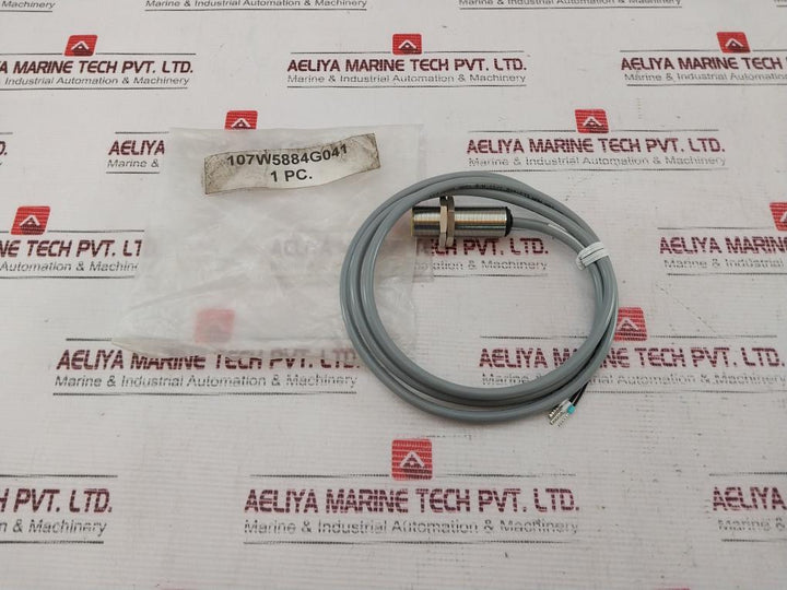 Turck Bi8-g18-ap6X 7M Proximity Sensors 10-30 Vdc/200Ma 107W5884G041