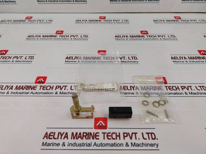 Unimac Bz-2R-a2 Micro Switch Door Hinge 480V Ac 15A Set