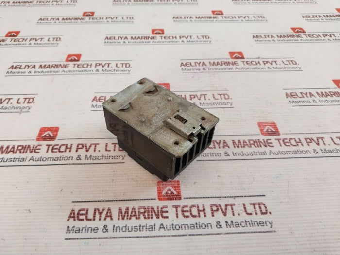 Unison 701 Zda 33 10 00 Solid State Relay 10A 5-32 Vdc