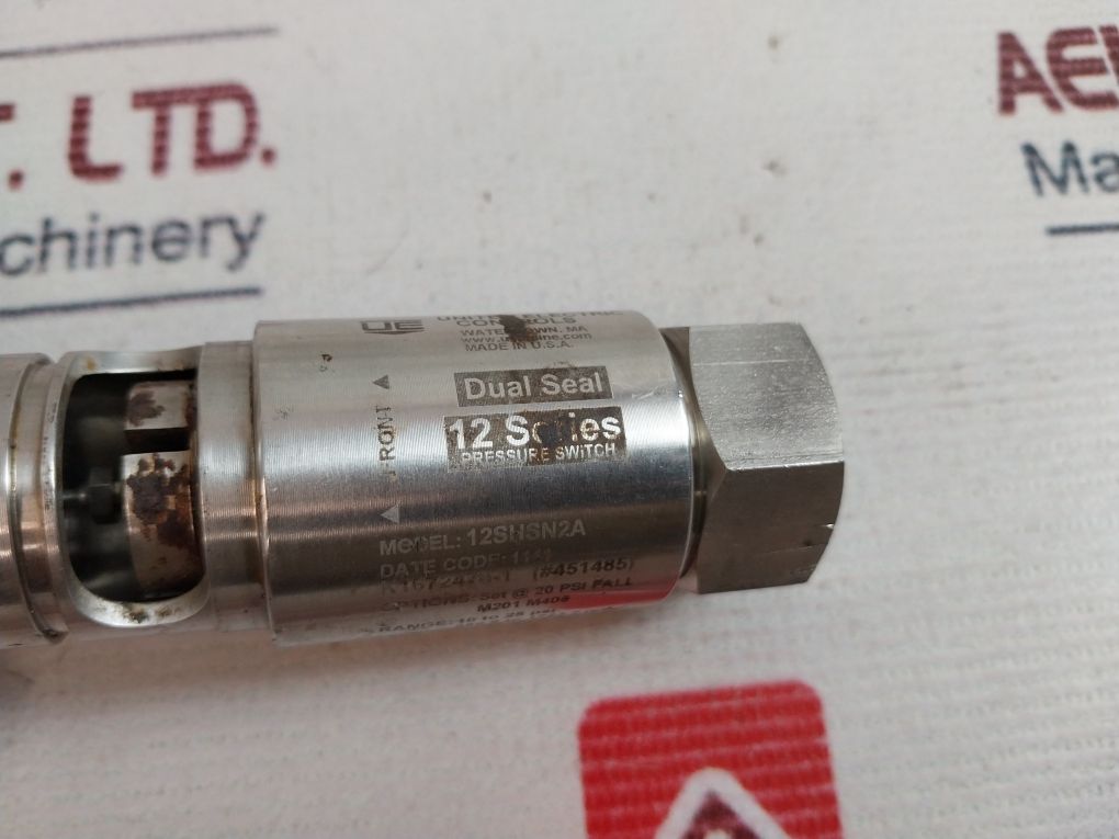 United Electric 12Shsn2A Pressure Switch 10 To 25Psi
