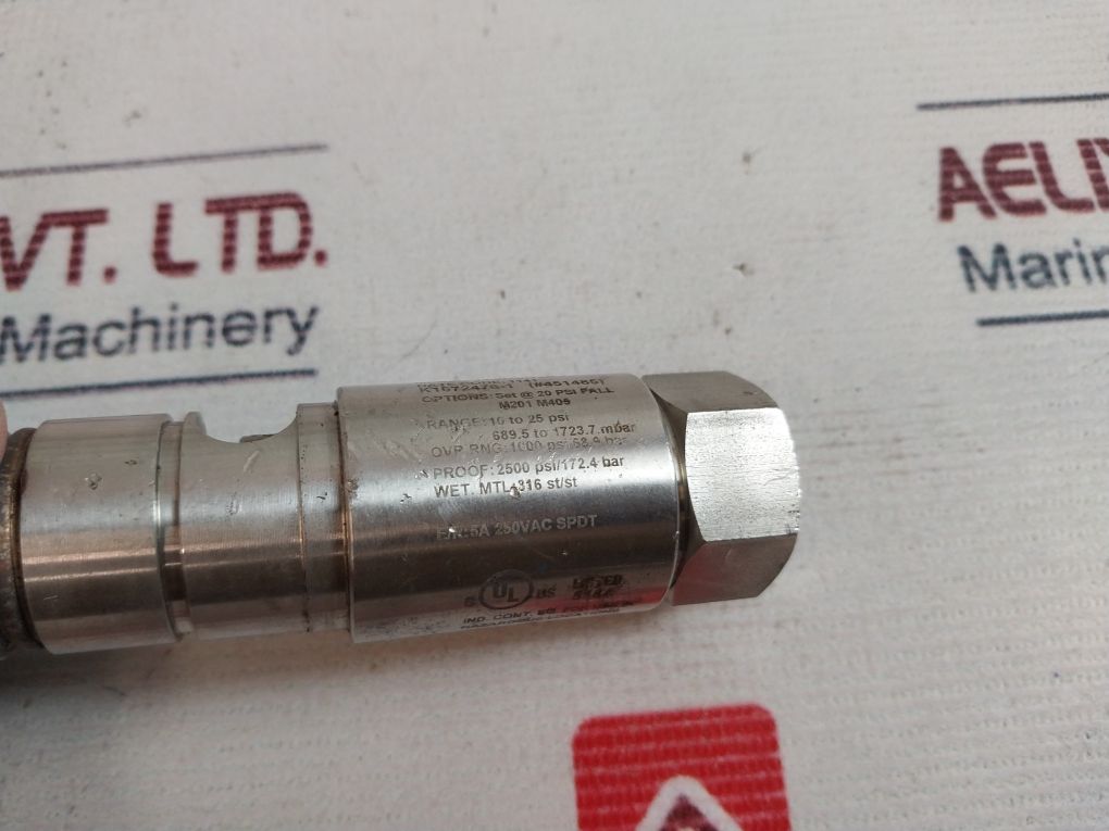United Electric 12Shsn2A Pressure Switch 10 To 25Psi