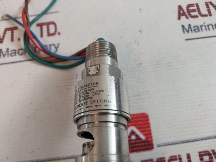 United Electric 12Shsn2A Pressure Switch 10 To 25Psi