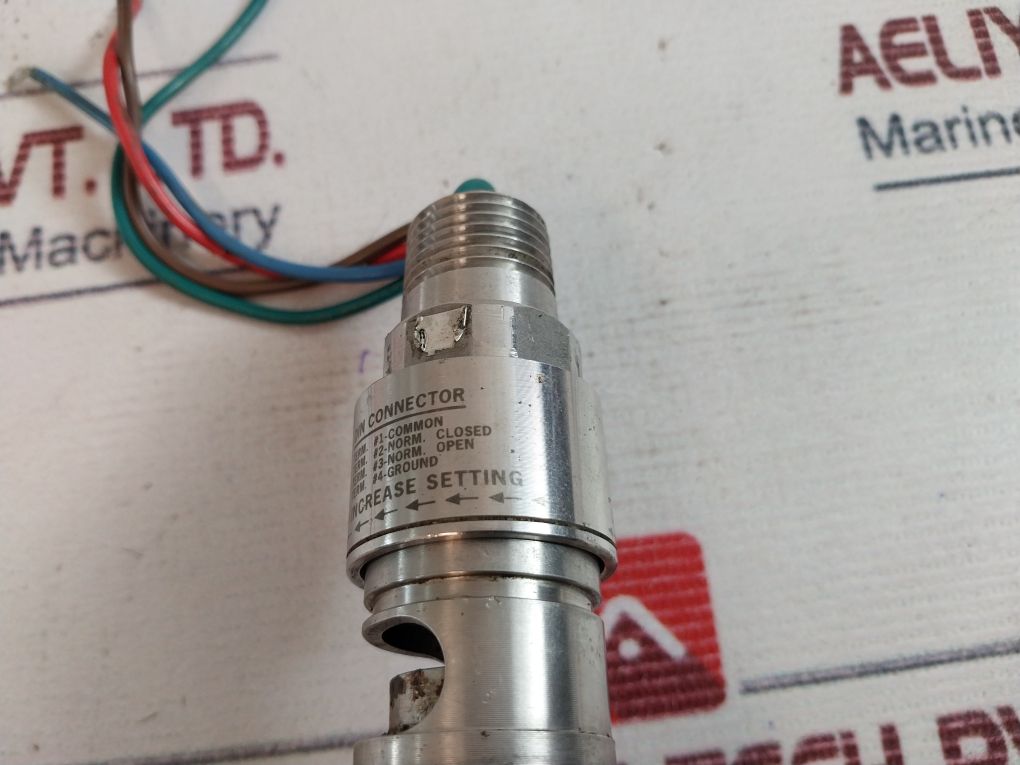 United Electric 12Shsn2A Pressure Switch 10 To 25Psi