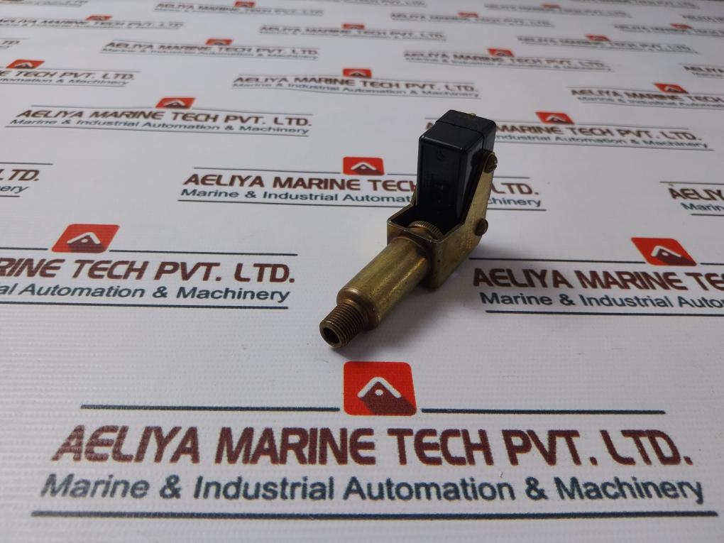 United Electric J40 9620 Pressure Switch