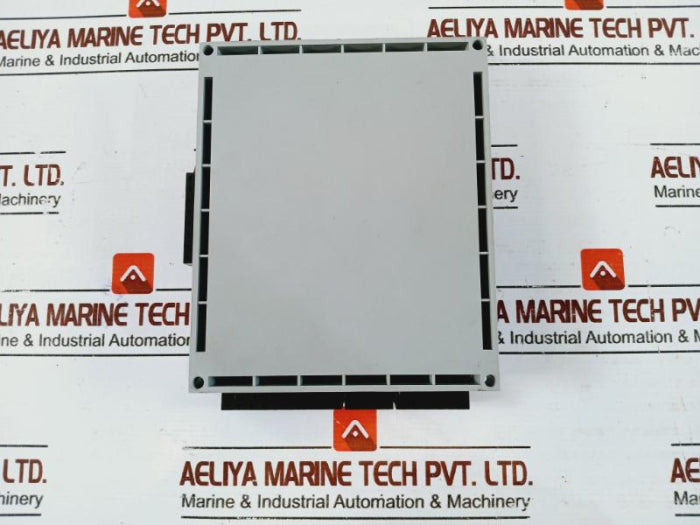 Vertx V100 Hid 70100Aep0N Door/Reader Interface 12-16V 1A, Rev: A.X