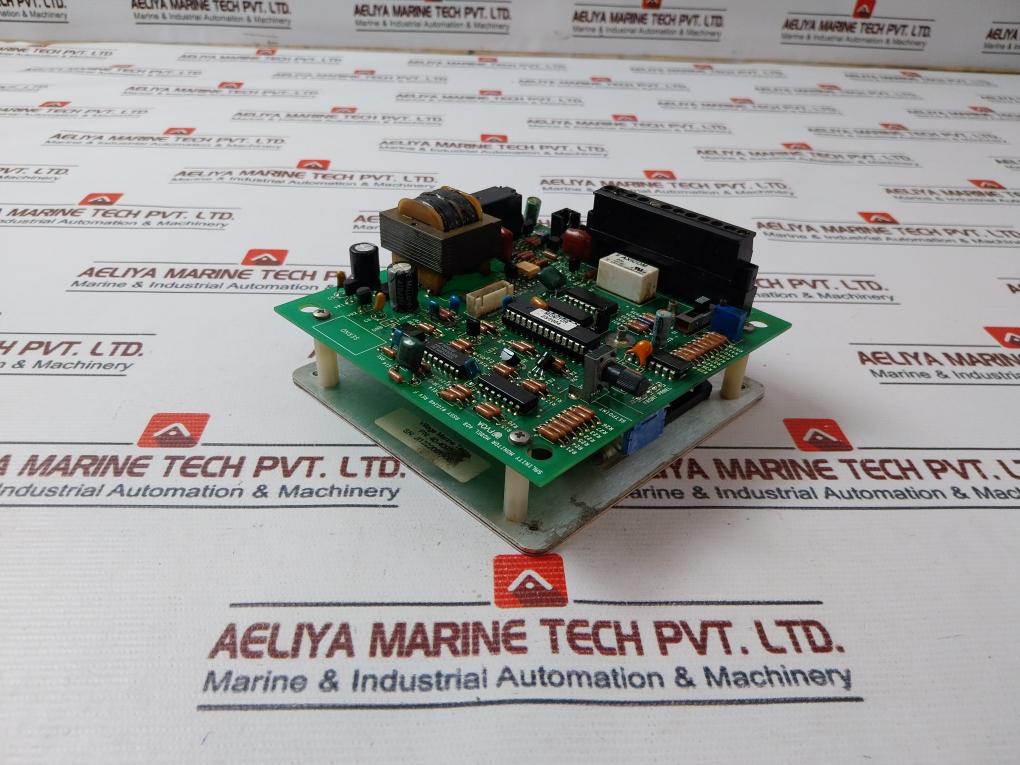 Village Marine 40-4097 Water Quality Monitorv 