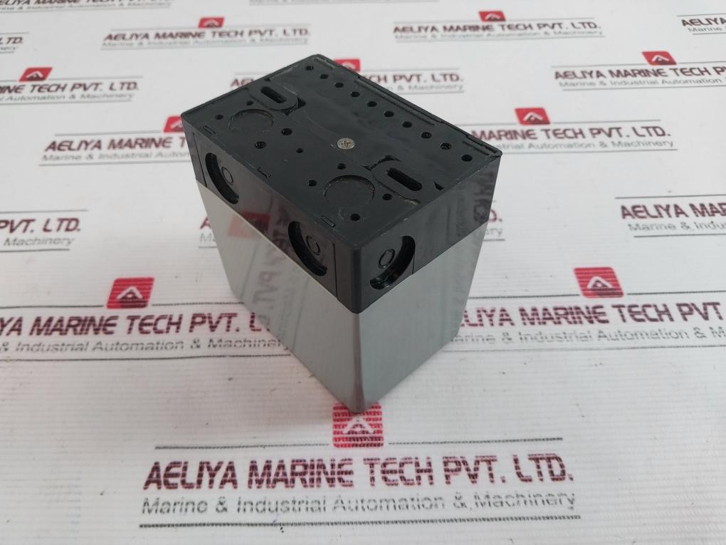 Volcano R4440V200-a Flame Monitor Ac200/220V 50-60Hz 