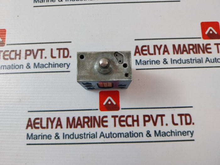 Wabco 5630201240 Pneumatic Directional Valve
