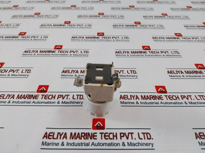 Weber 2700 Fuse With Base 500V