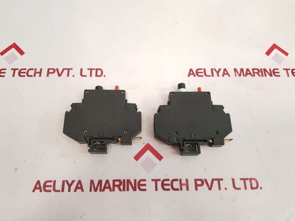 Weidmuller 10 Amp Thermal Magnetic Circuit Breaker