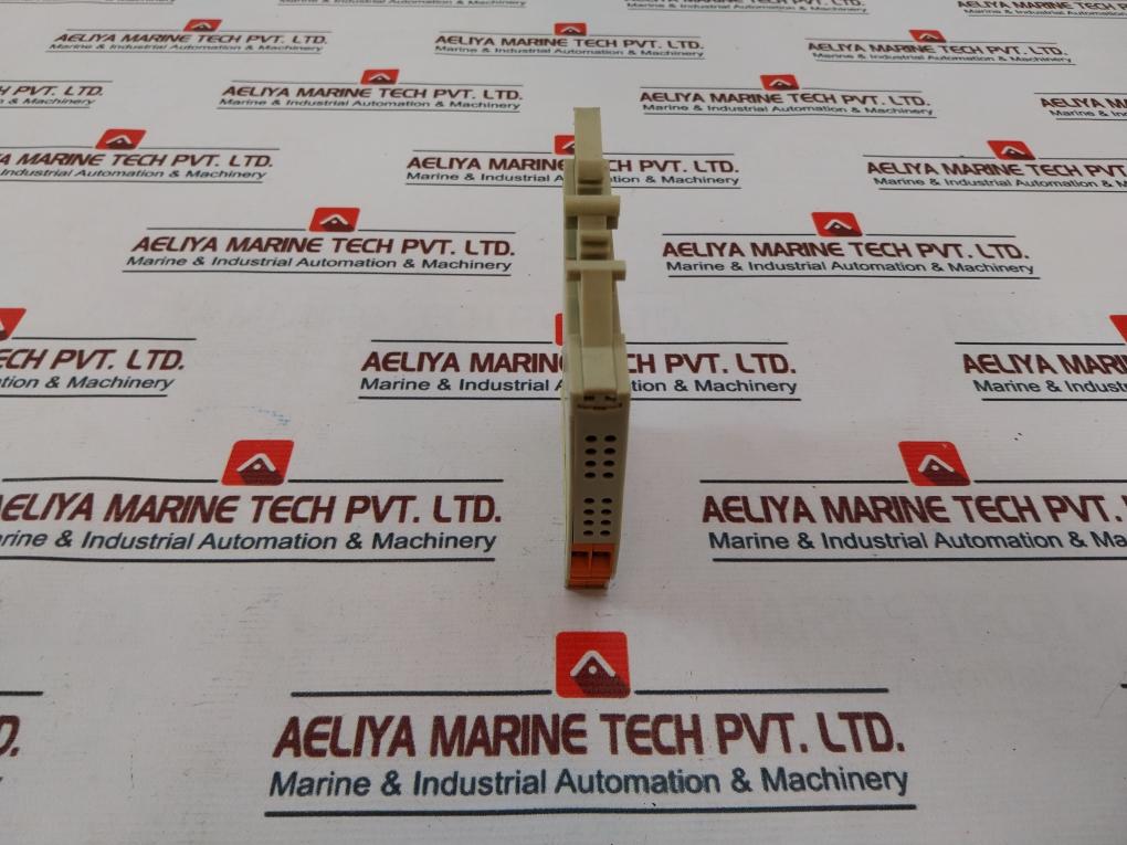 Weidmuller Upac 825543 Analog Isolator Module 24V