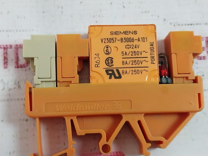 Weidmuller V23057-b3006-a101 Relay With Socket 24V