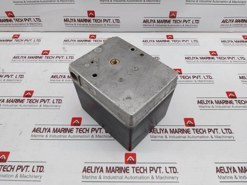 Weishaupt 1055/23 S6 Servo Motor Damper Actuator With Burner 220V 60Hz