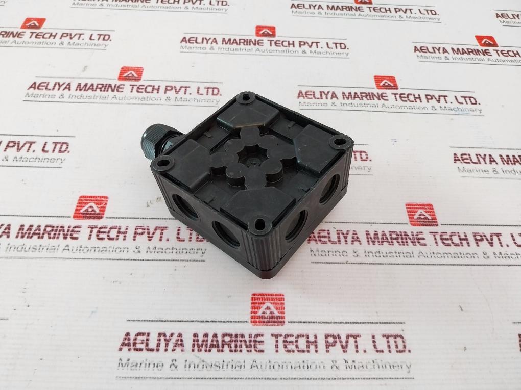 Wiska Combi 308/5 Bk Black Junction Box 400V