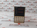 Yamatake-honeywell Sdc401 Digital Indicating Temperature Controller