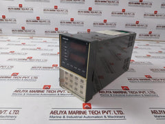 Yamatake-honeywell Sdc401 Digital Indicating Temperature Controller