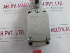 Yamatake 1Ls1-jk Limit Switch 0912P