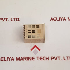 Yamatake Sdc15 Temperature Controller