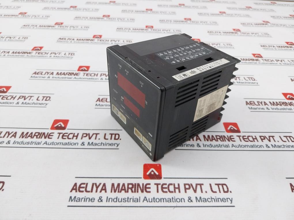 Yokogawa/Johnson Jut Temperature Controller 90-250Vac 50/60Hz