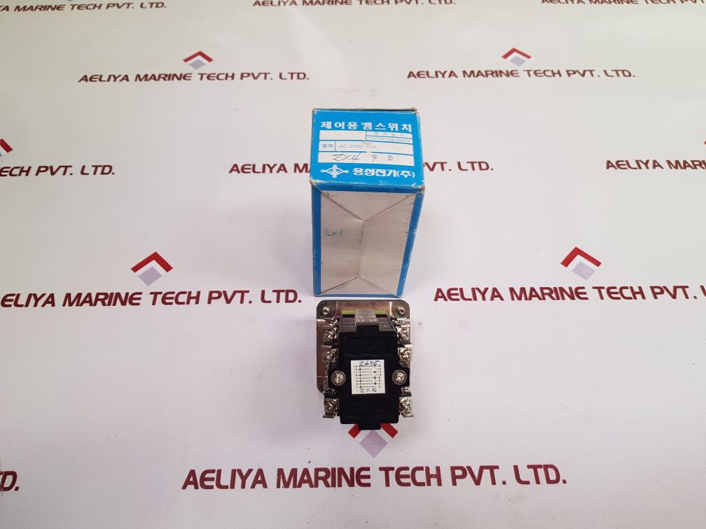 Yong Sung Cam Switch Ac 250V 10A, Max 600V