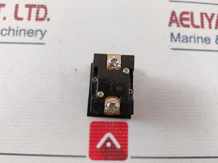 Yong Sung Ysrl 34-024 Lamp 24V