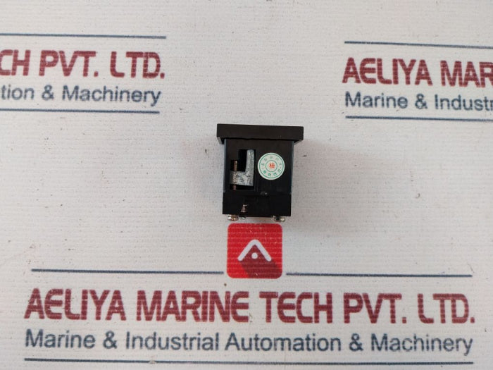 Yong Sung Ysrl 34-024 Lamp 24V