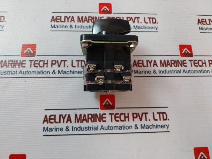Yongsung 3-3-1777 Rotary Cam Switch Ac220V 10A