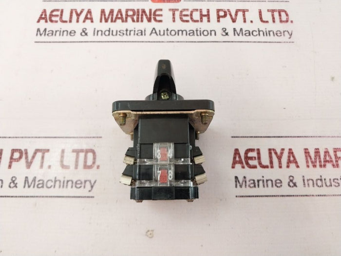 Yongseong Electric 8406 Cam Switch 10A 250Vac