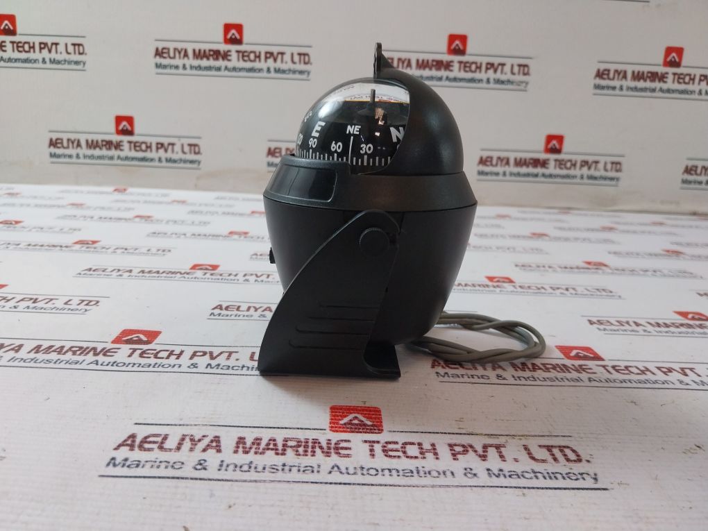 0-330 N Bracket Mount Compass