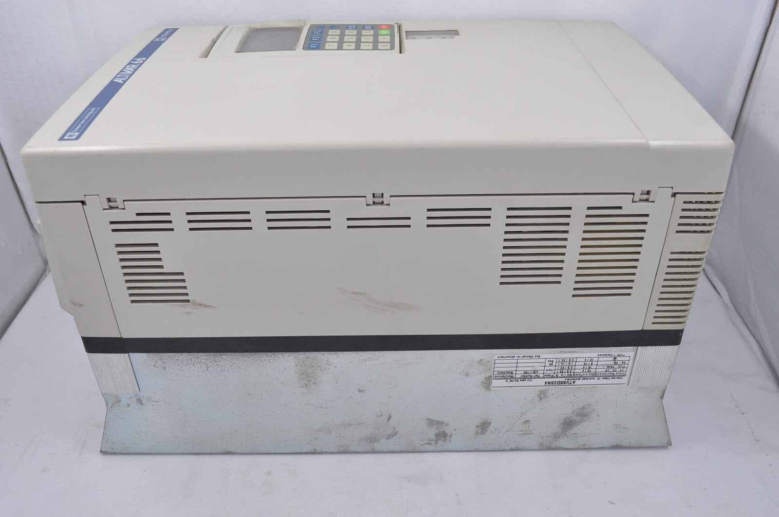 Square-d telemecanique altivar66 atv66d23n4 motor drive