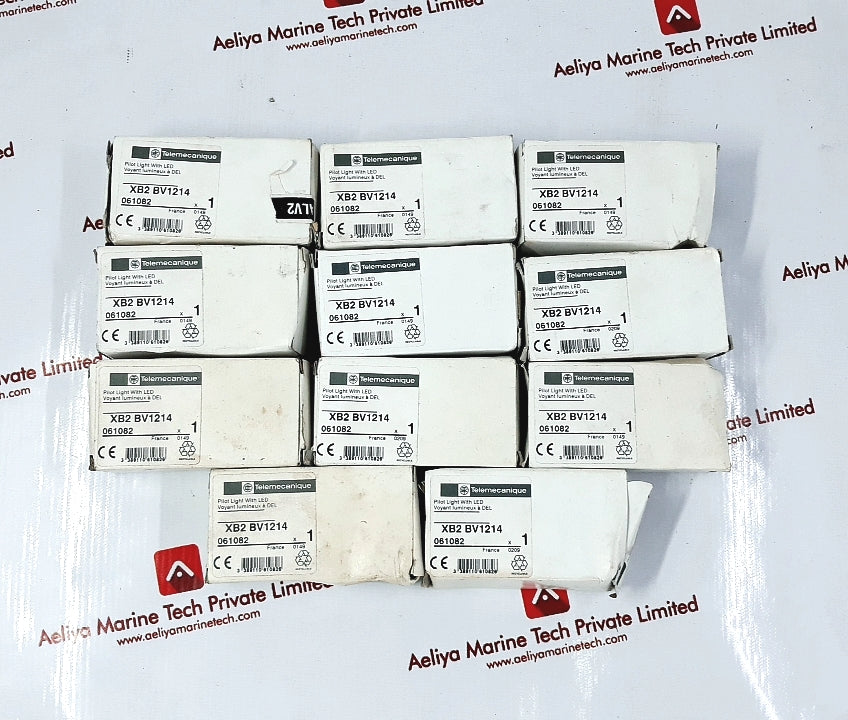 Telemecanique Xb2 Bv1214 Led Red Pilot Light 24V 061082