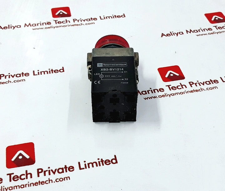 Telemecanique Xb2 Bv1214 Led Red Pilot Light 24V 061082