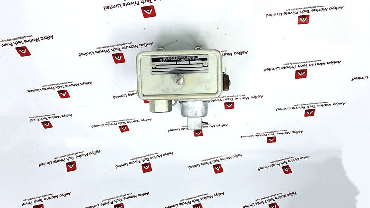 Detroit control 222-10 temperature control switch 2222062