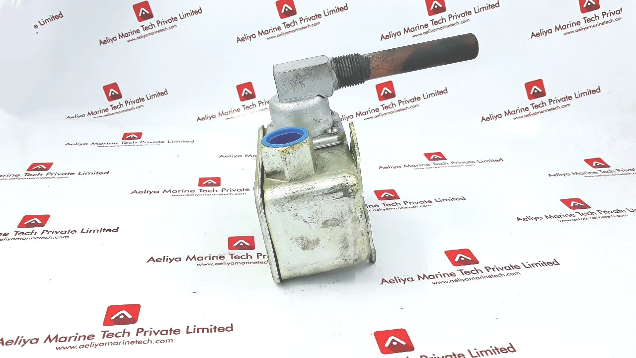 Detroit control 222-10 temperature control switch 2222062