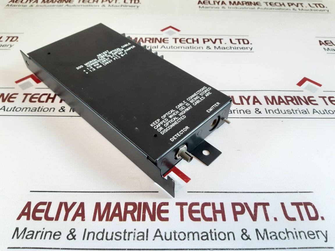 081627 200 Micron Fiber Optical Cable Connected To Emitter