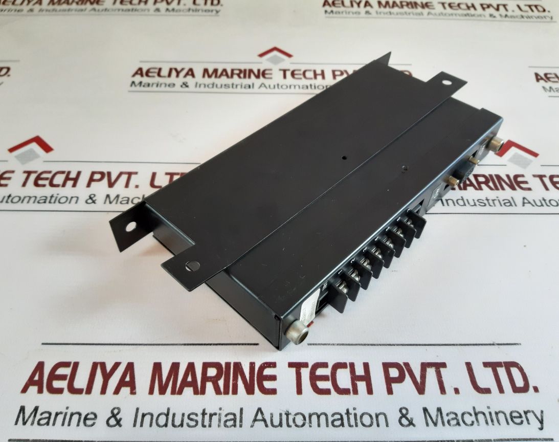 081627 200 Micron Fiber Optical Cable Connected To Emitter