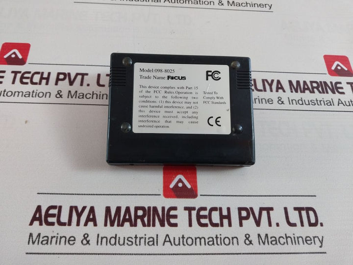 098-8025 2 Port Kvm Switch