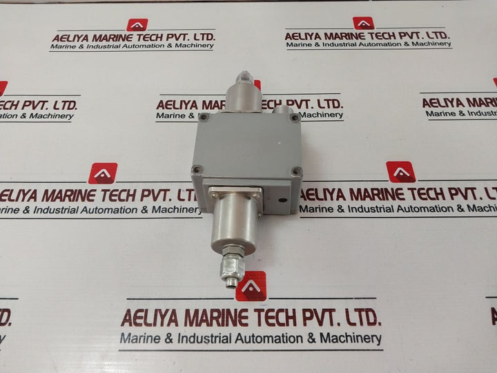 Ркс-1-ом5-01 0,2…2,5 Kgf/Cm2 Differential Pressure Switch Sensor