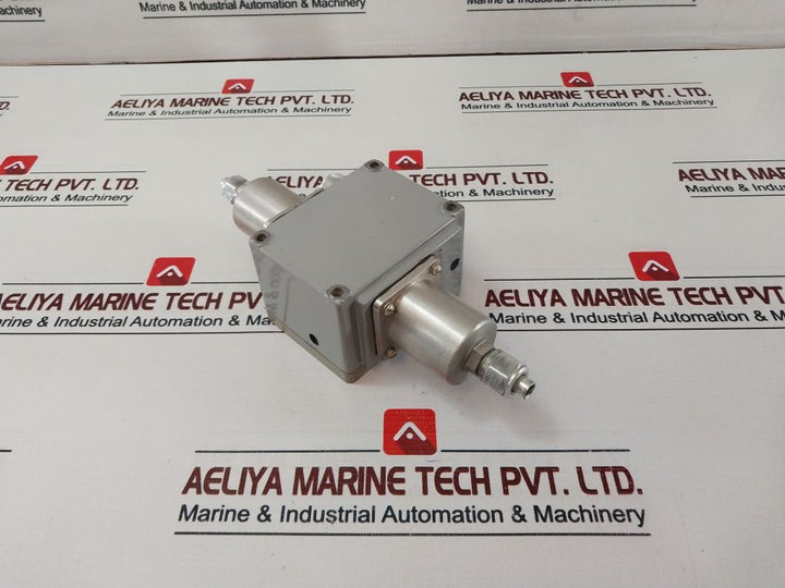 Ркс-1-ом5-01 0,2…2,5 Kgf/Cm2 Differential Pressure Switch Sensor