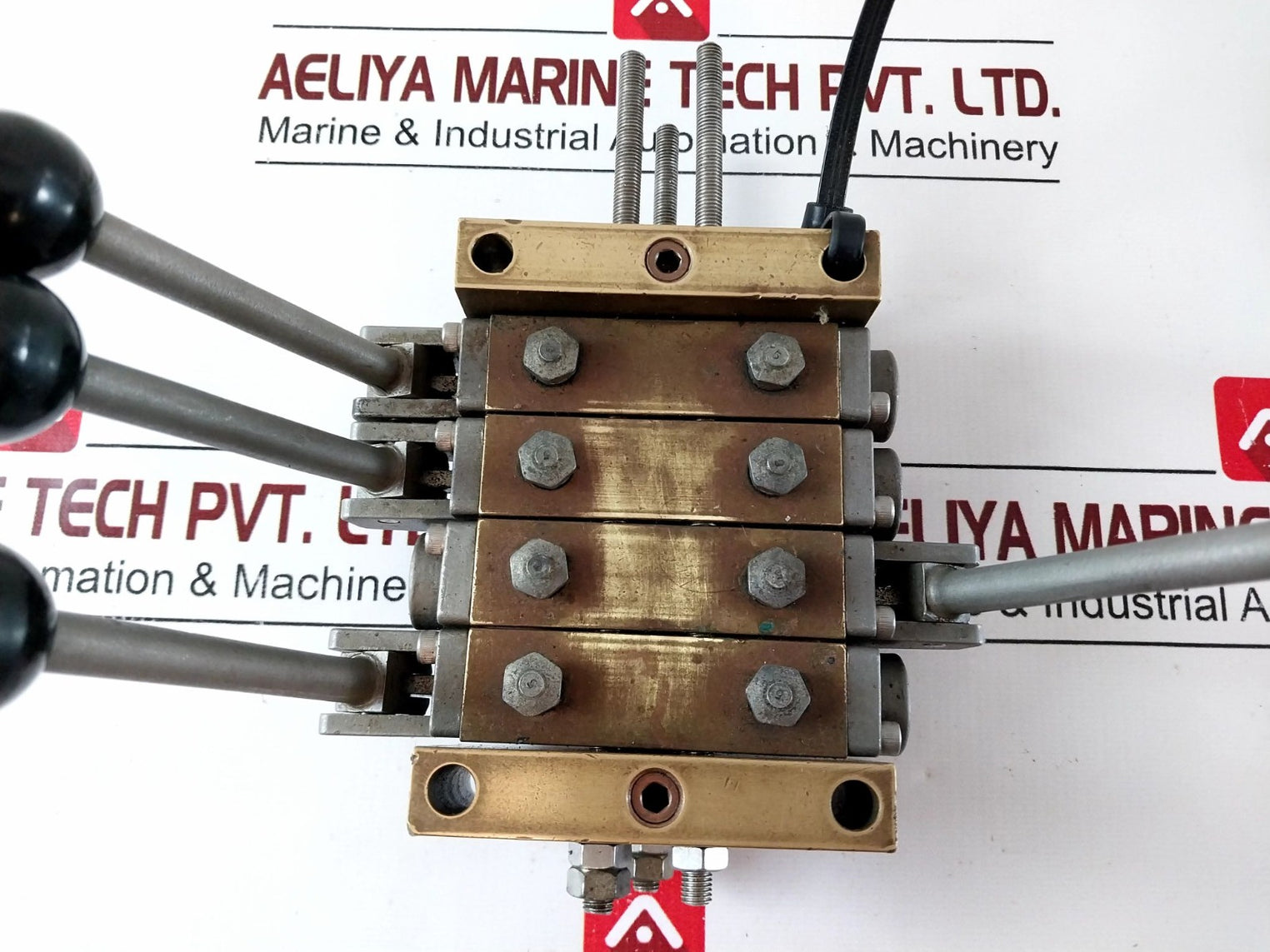 100013156 3-position Valves 0811685326