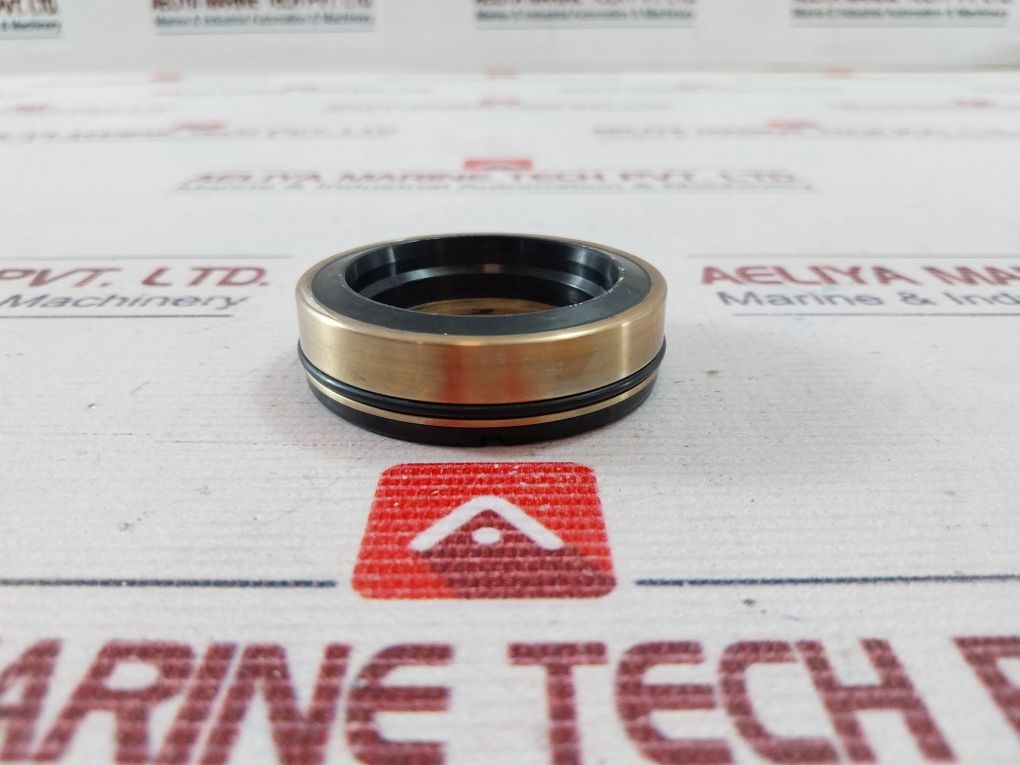 101029-c Pid-40779-05 Shaft Seal M01213783