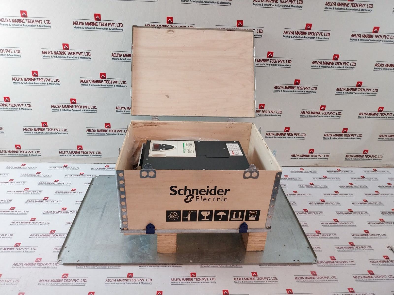 Schneider Electric Atv71Hd22N4Z Ac Speed Drive 5000A 480V
