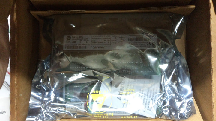Allen bradley slc 5/03 cpu slc 500 1747-l532 e 8