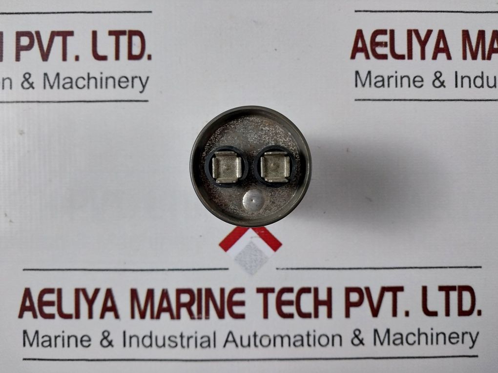 Lot Of 2X 40/70/21 C P1 Capacitor 10 10 µF±5%