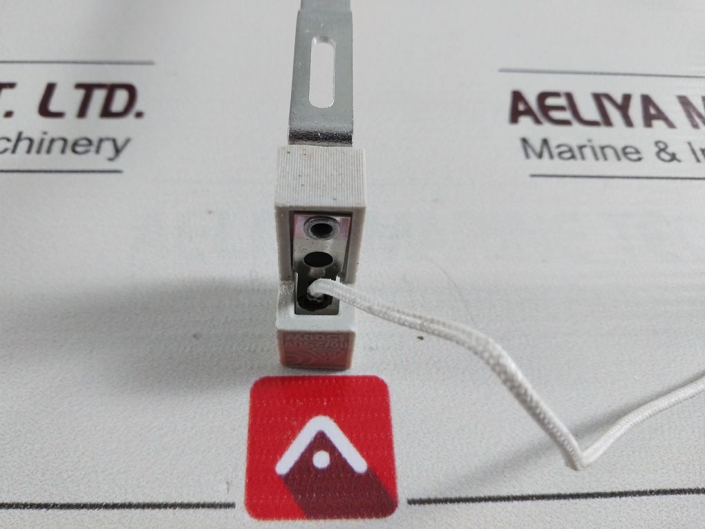 Lot Of 22X Pr-b2003 Halogen Lamp Holder 110/250V 1500W