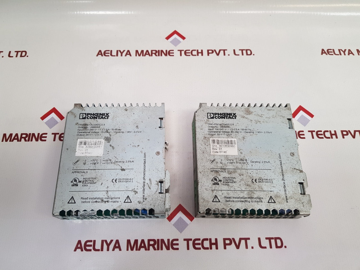 Phoenix contact trio power trio-ps/1ac/24dc/2.5 power supply