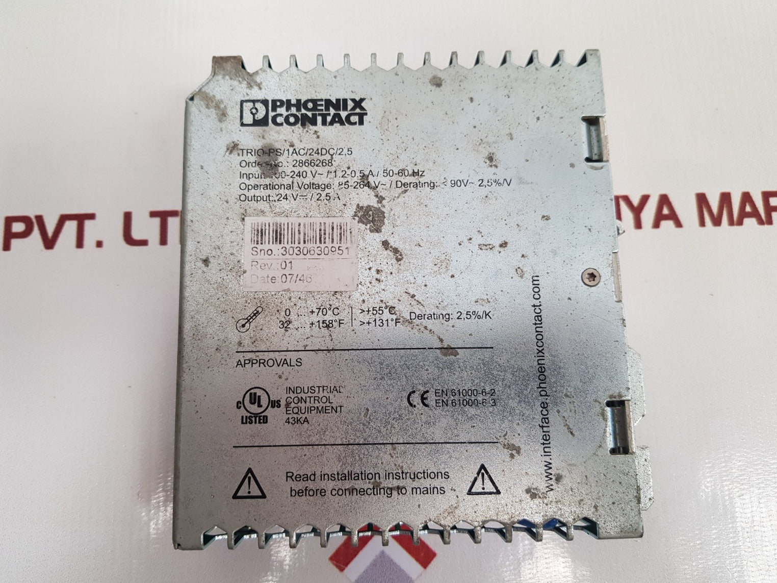 Phoenix contact trio power trio-ps/1ac/24dc/2.5 power supply